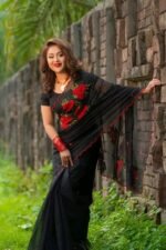 সেমি মসলিন এমব্রয়ডারি শাড়ি - Image 9