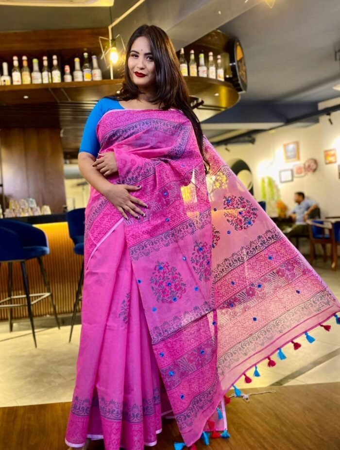 Royal Bloom – হ্যান্ড এমব্রয়ডারির এক্সক্লুসিভ হাফ সিল্ক শাড়ি | ১৩ হাত | ব্লক প্রিন্ট + ডলার ডিজাইন + ব্লাউজ পিস - Image 1