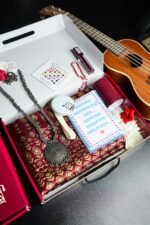 বঁধুয়া বেনারসি সারপ্রাইজ প্যাকেজ - Image 4